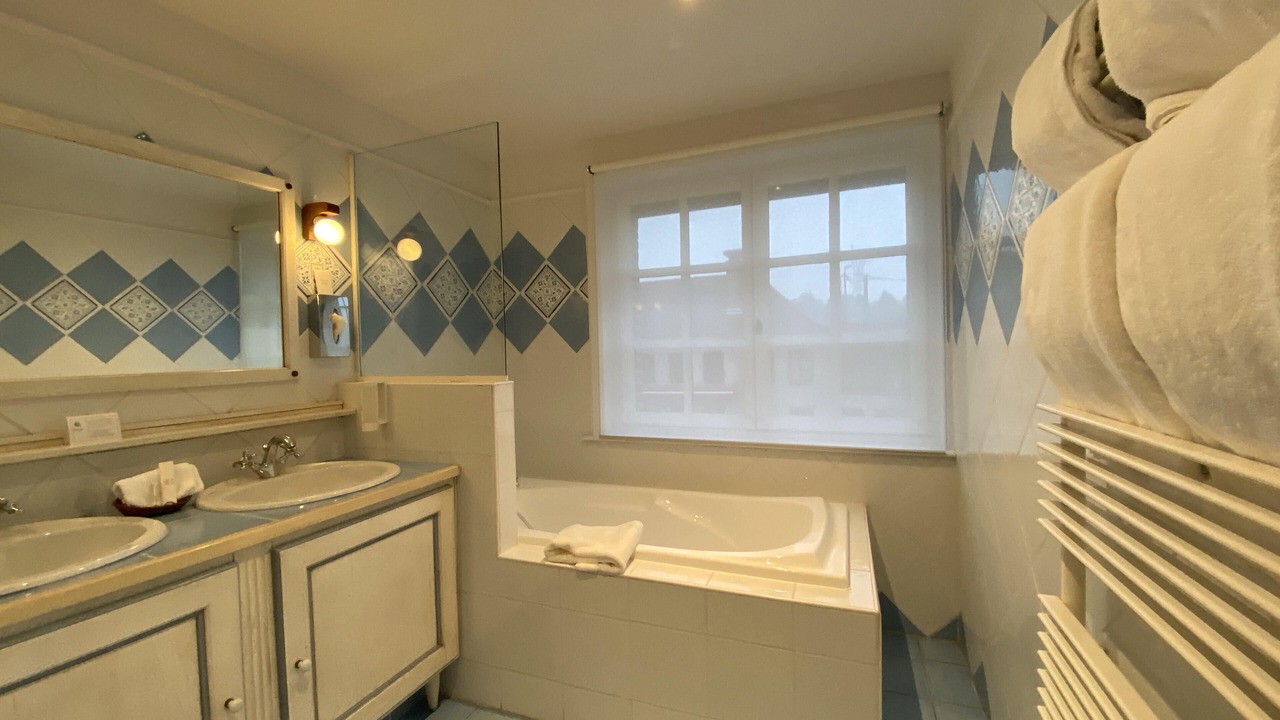 Photo of Bathroom in Gosnay