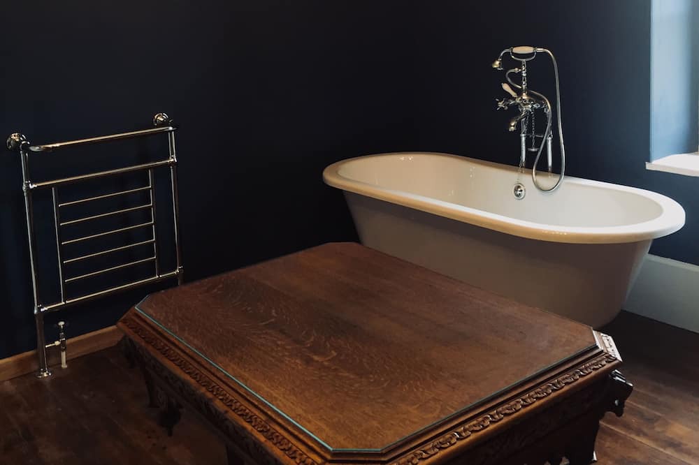 Photo of Bathroom in Pommard