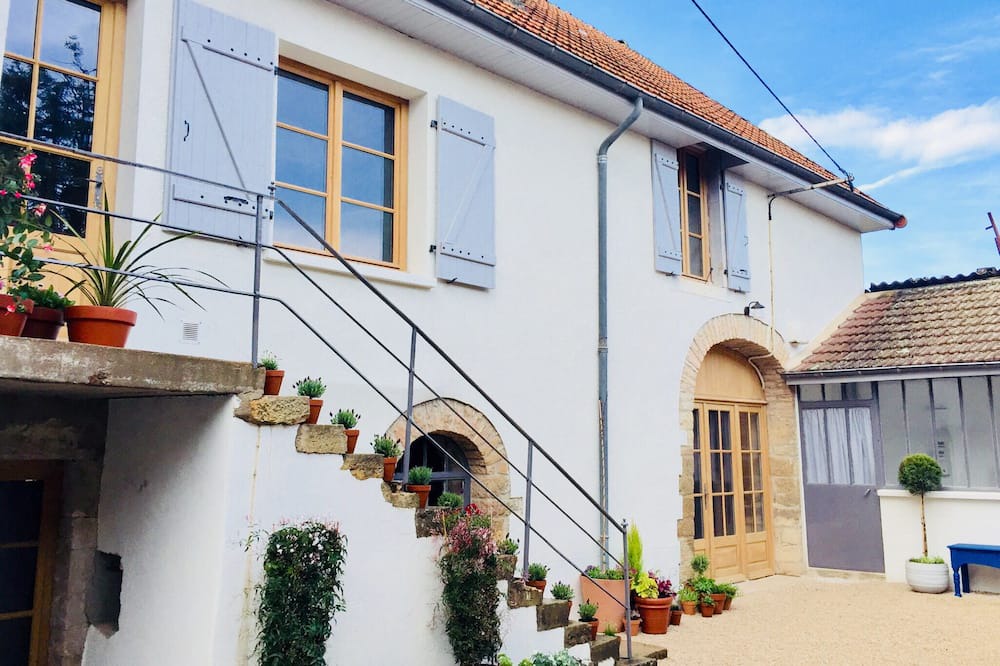 Photo of Outdoor in Pommard
