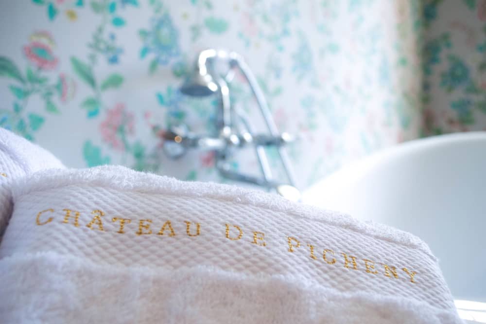 Photo of Bathroom in Montlevon