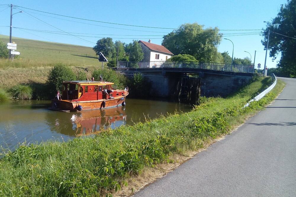 Photo of Others in Charmois-l'Orgueilleux