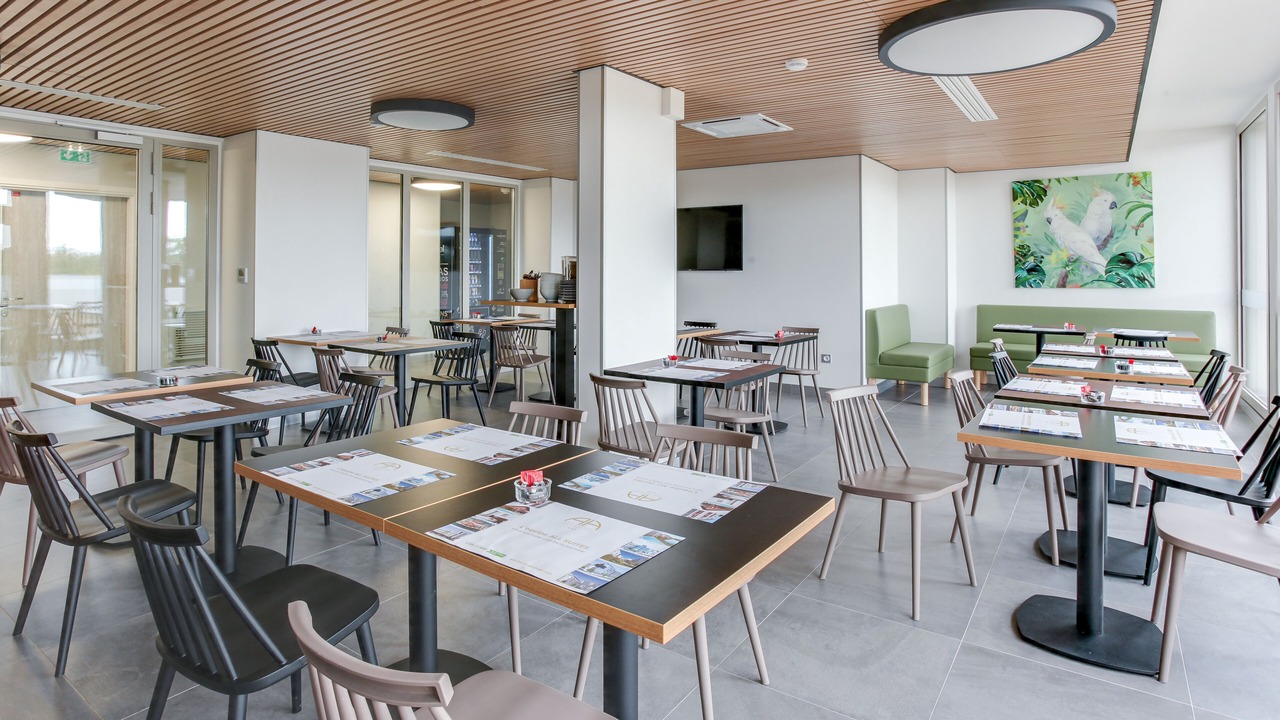 Photo of Others in Palaiseau