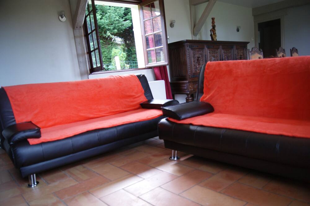 Photo of Livingroom in Belle-et-Houllefort