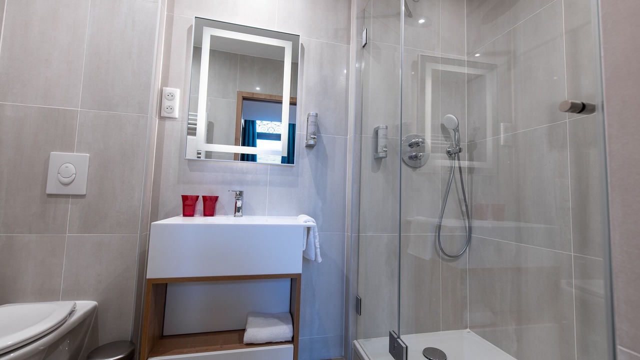 Photo of Bathroom in Saint-Honore - Jeanne d'Arc