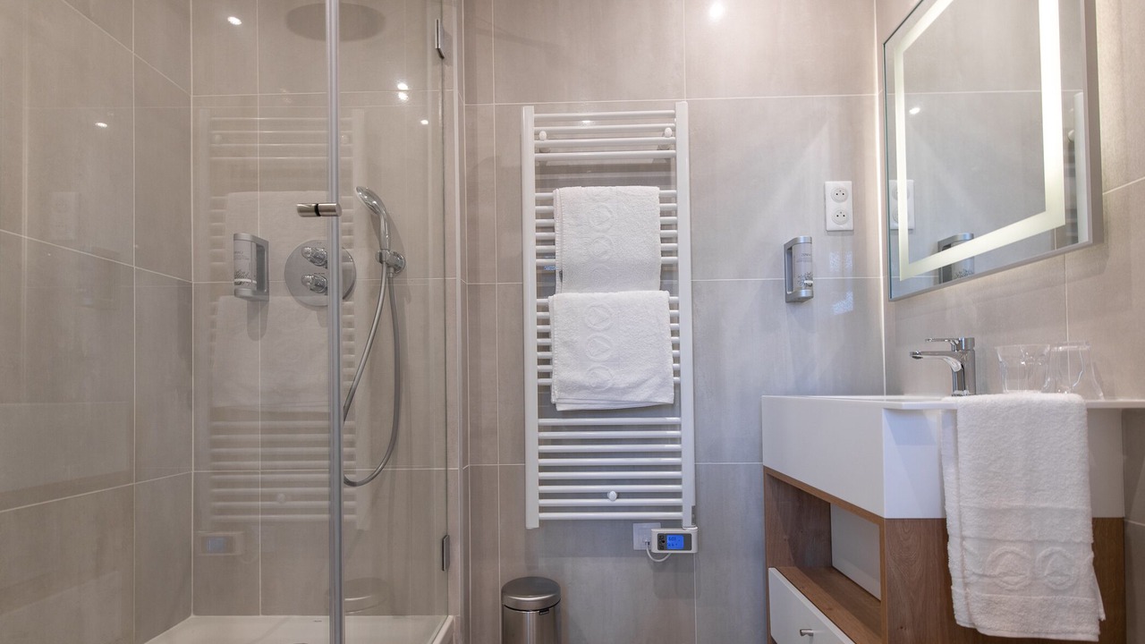 Photo of Bathroom in Saint-Honore - Jeanne d'Arc