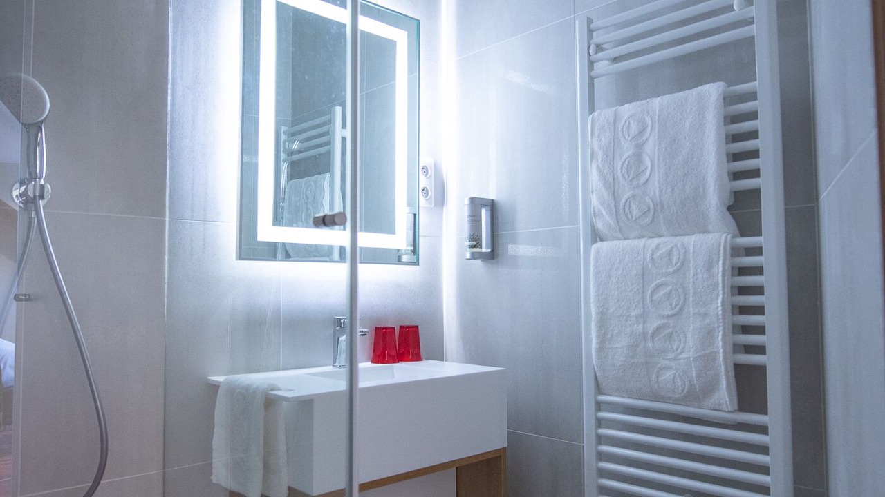 Photo of Bathroom in Saint-Honore - Jeanne d'Arc