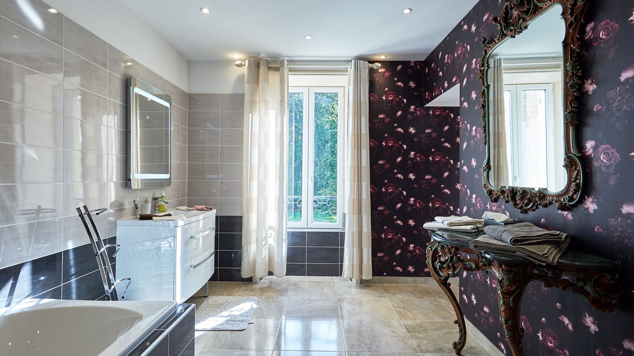 Photo of Bathroom in Barbeville