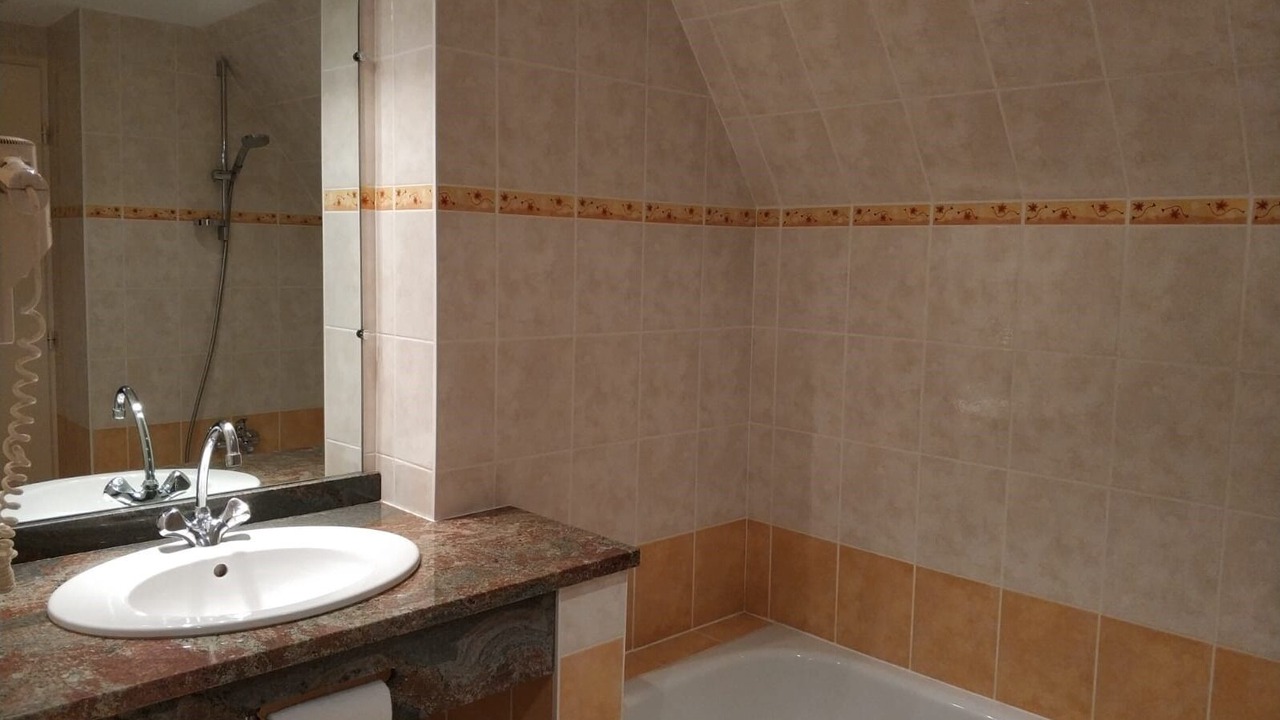 Photo of Bathroom in Chalezeule