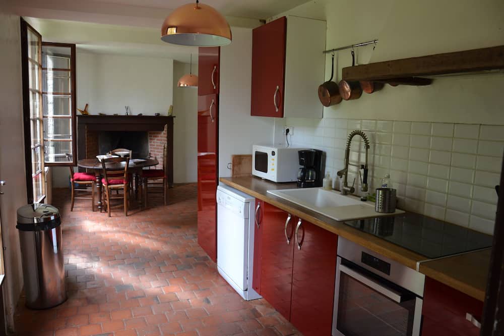 Photo of Kitchen in Cernoy