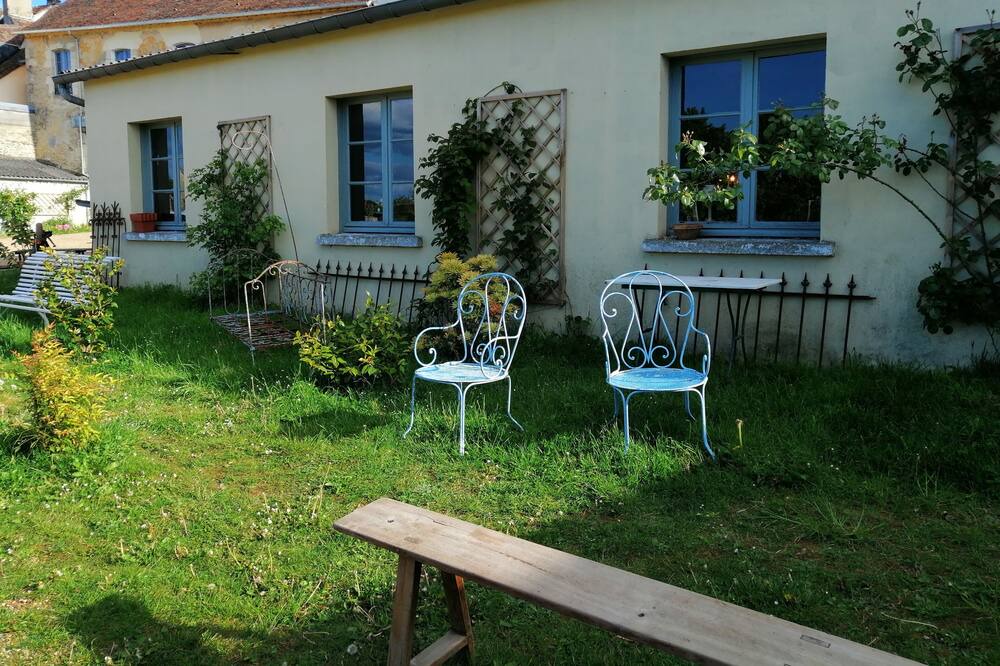 Photo of Others in Belleme