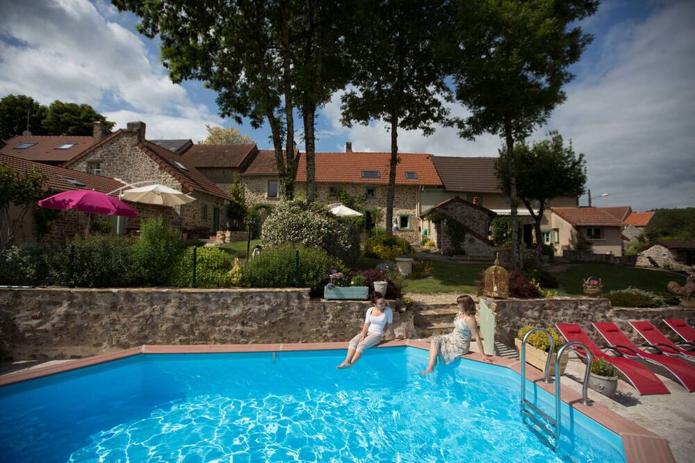 Photo of Outdoor in Naillat