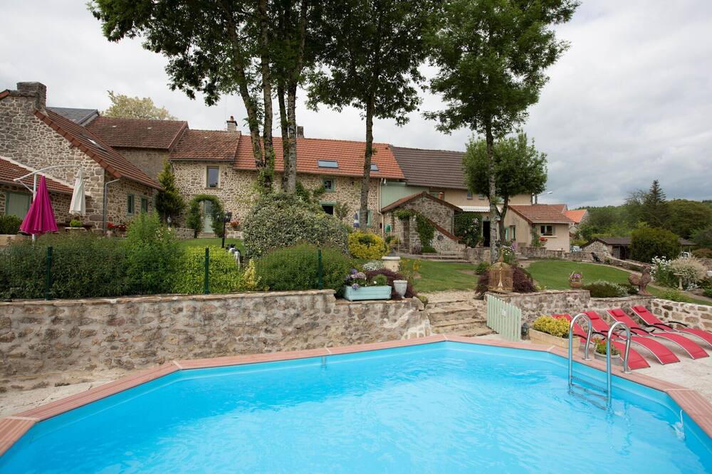 Photo of Outdoor in Naillat