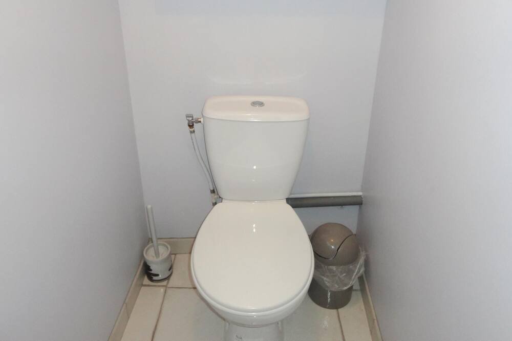 Photo of Bathroom in Saint-Pierre-de-la-Fage