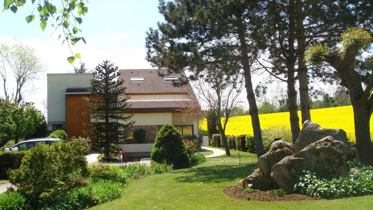 Photo of Outdoor in Etrechy