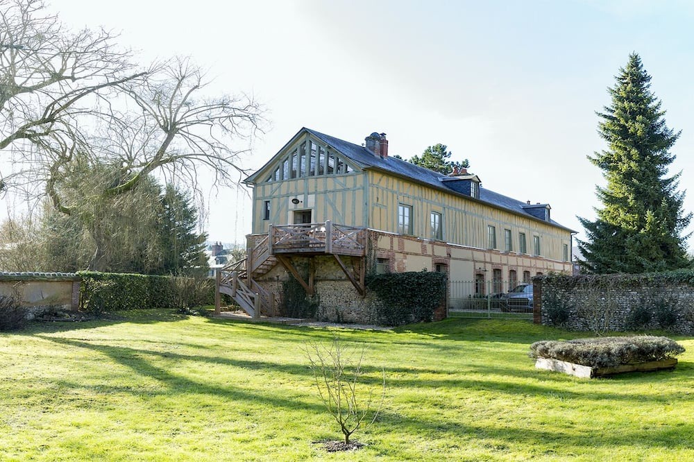 Photo of Outdoor in Lyons-la-Foret