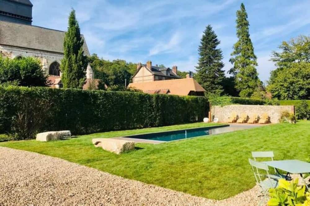Photo of Outdoor in Lyons-la-Foret