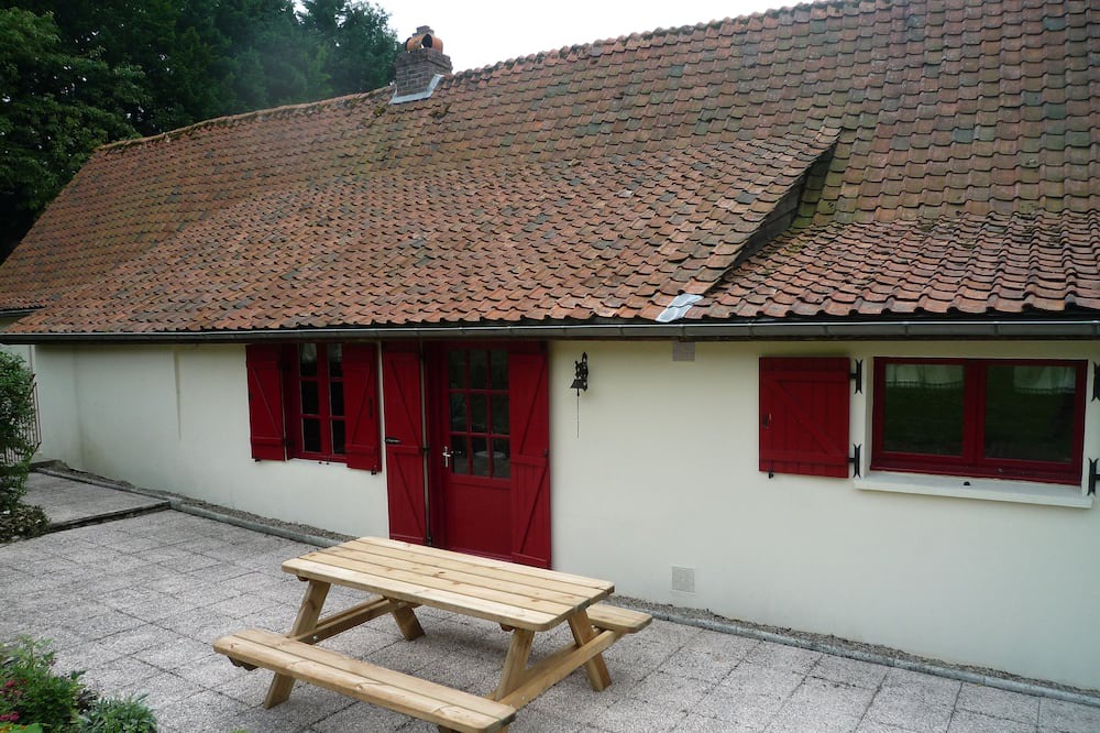 Photo of Patio Balcony in Cavron-Saint-Martin