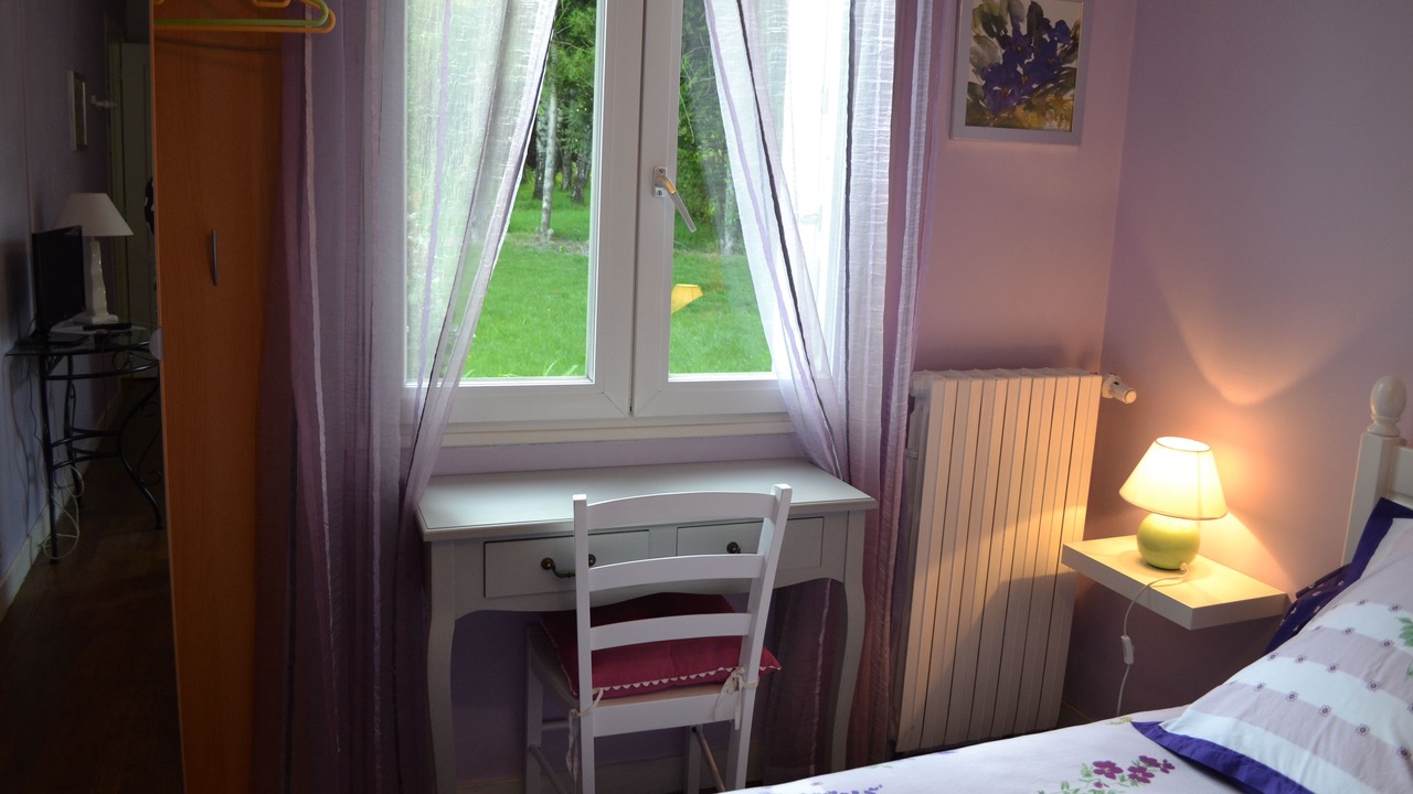 Photo of Bedroom in Saint-Thomas-de-Courceriers