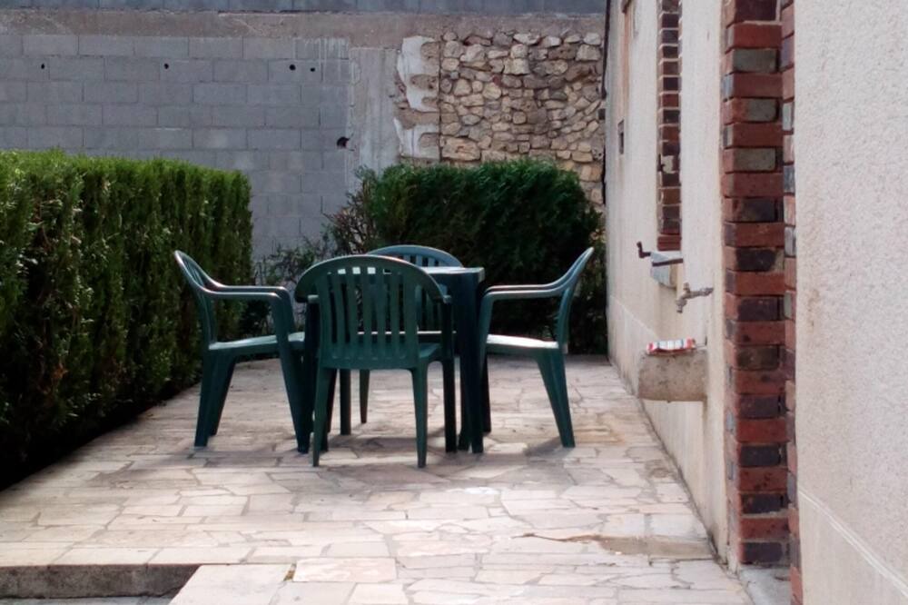 Photo of Outdoor in Chevannes