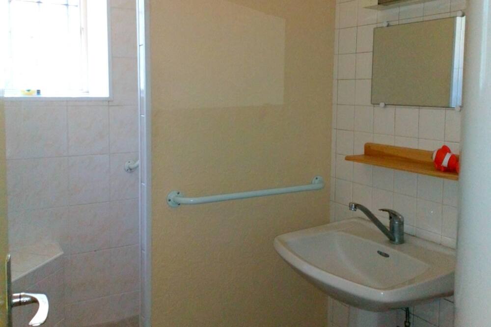Photo of Bathroom in Chevannes
