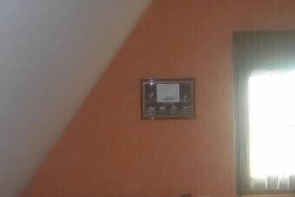 Photo of Bedroom in Valennes