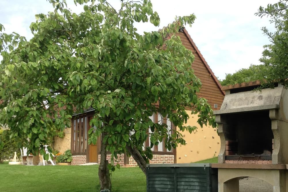 Photo of Outdoor in Valennes