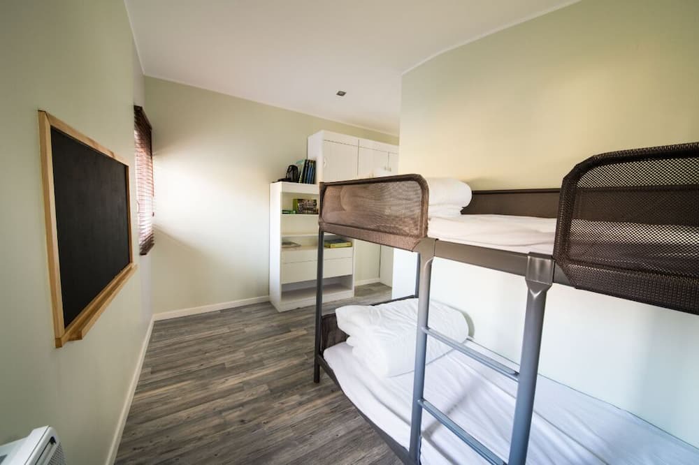 Photo of Bedroom in Festubert