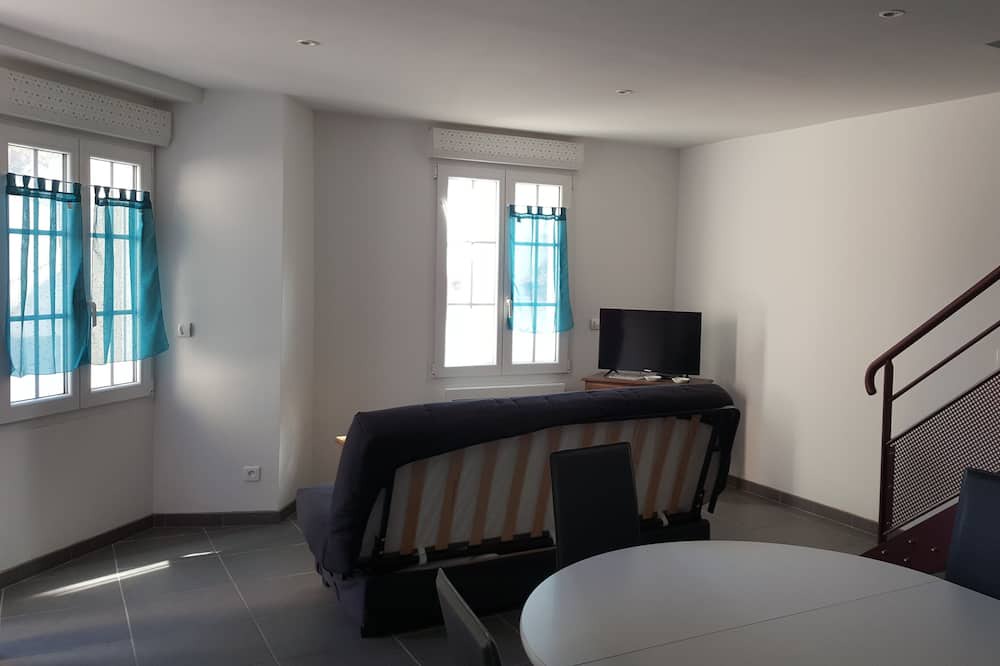 Photo of Livingroom in Cuchery