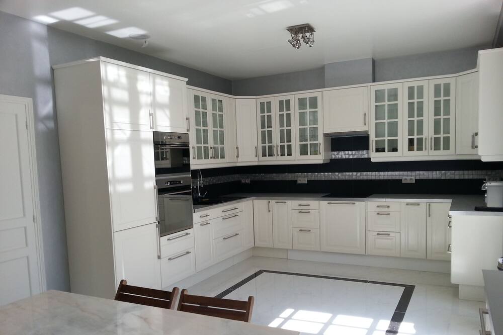 Photo of Kitchen in Aigremont