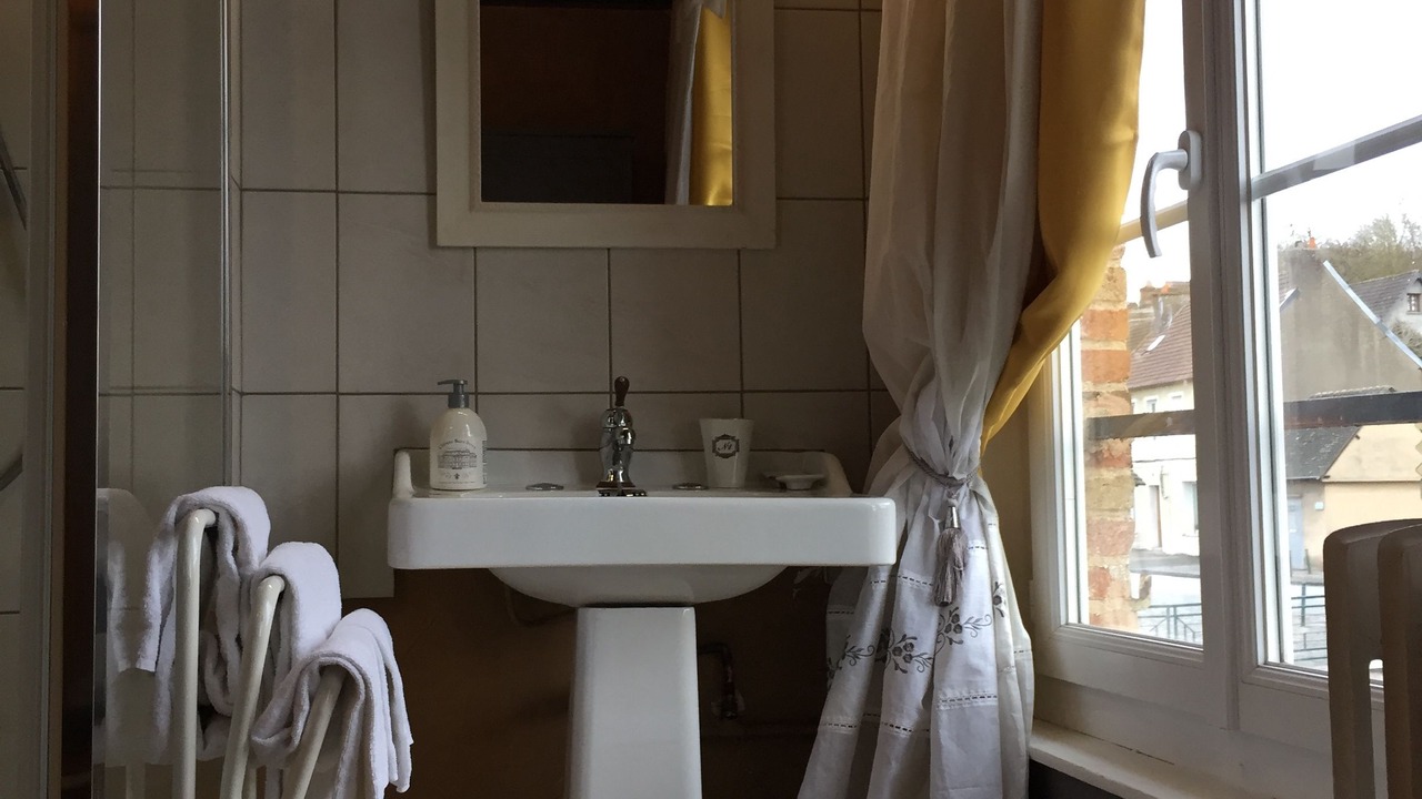 Photo of Bathroom in Les Andelys
