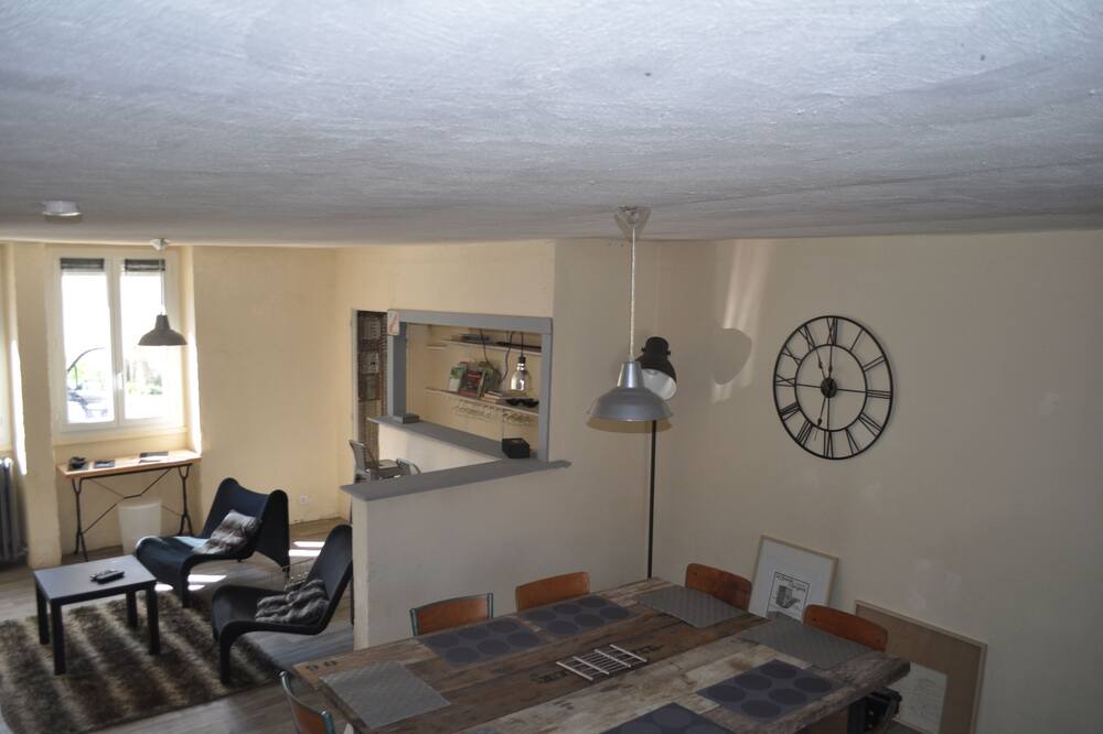 Photo of Livingroom in Le Creusot