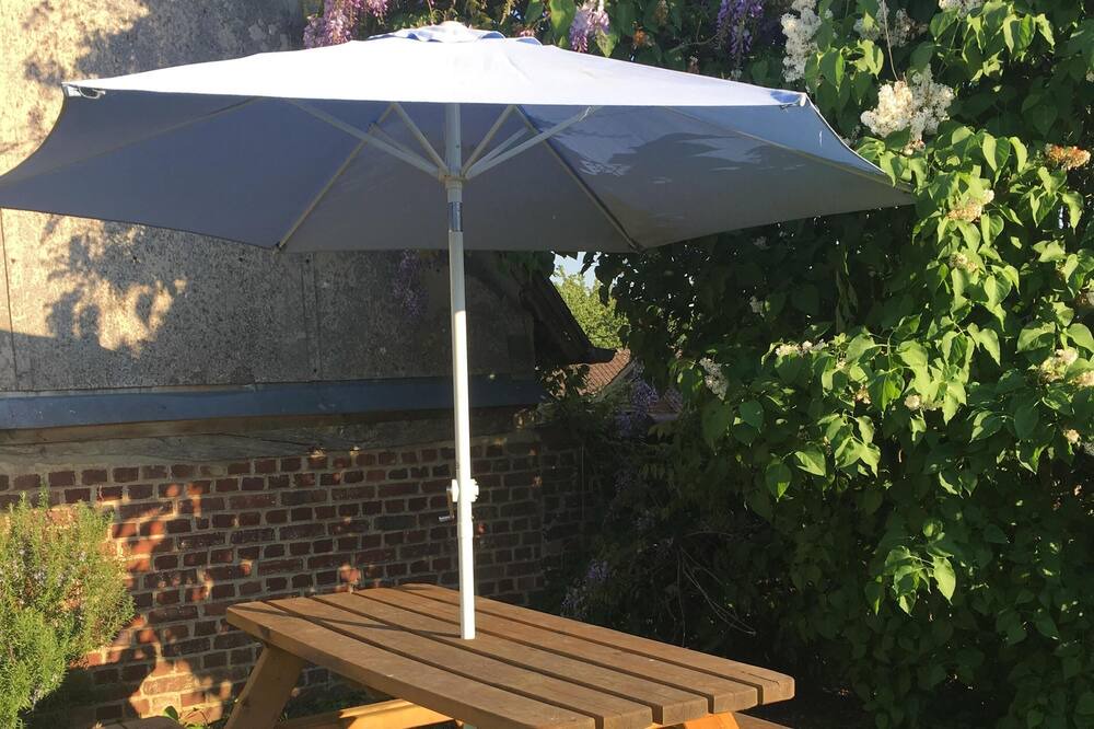 Photo of Outdoor in Montreuil-sur-Breche