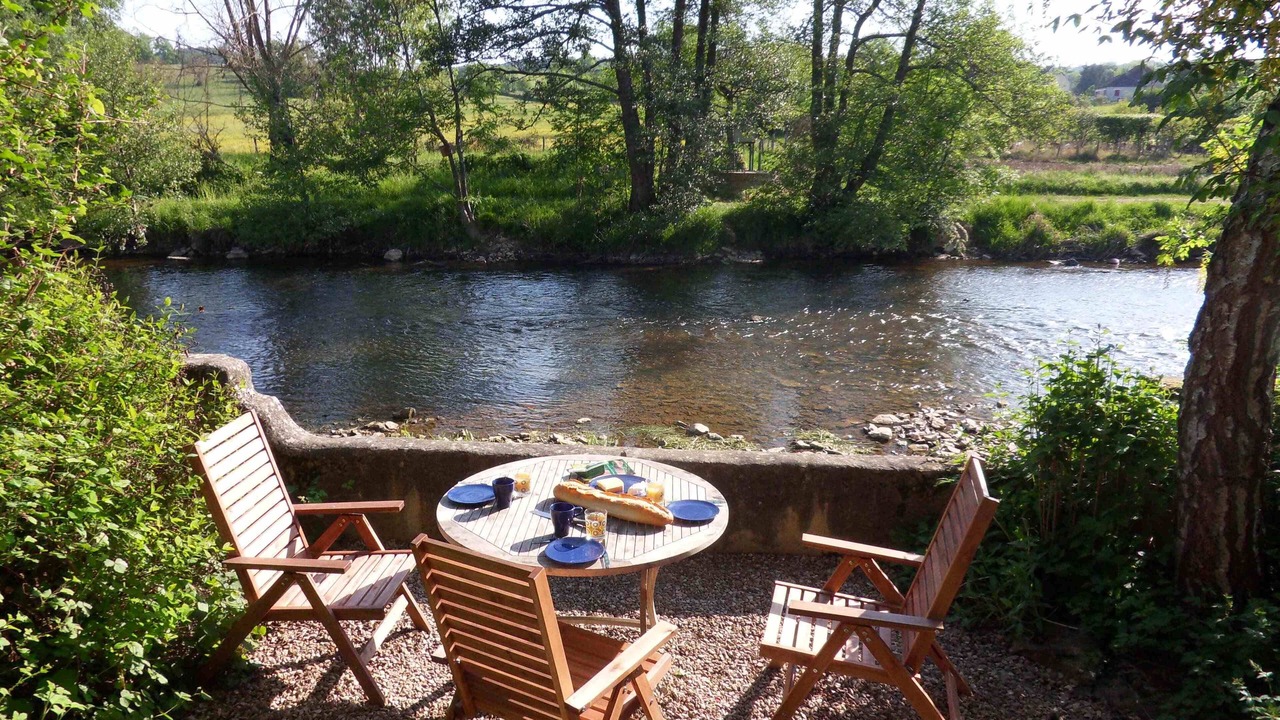 Photo of Outdoor in Saint-Pere
