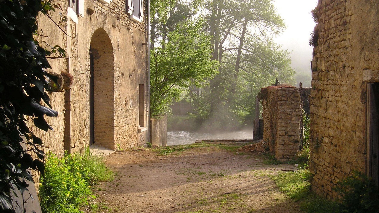 Photo of Outdoor in Saint-Pere