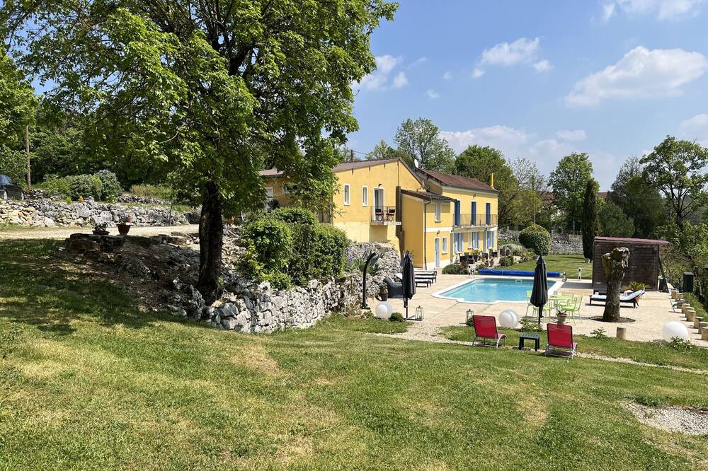 Photo of Outdoor in Grimault