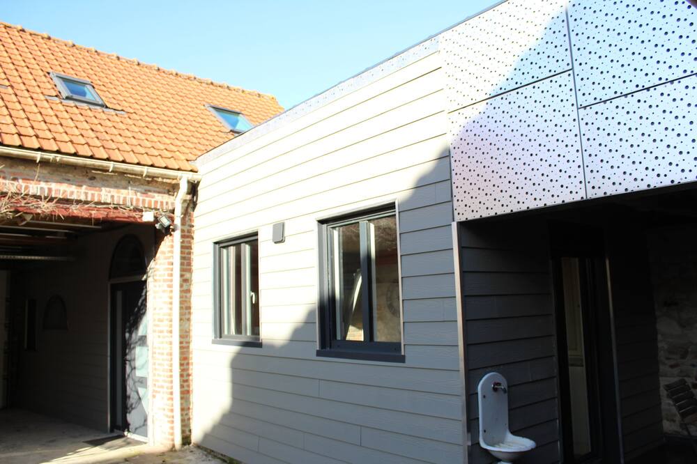 Photo of Outdoor in Servins