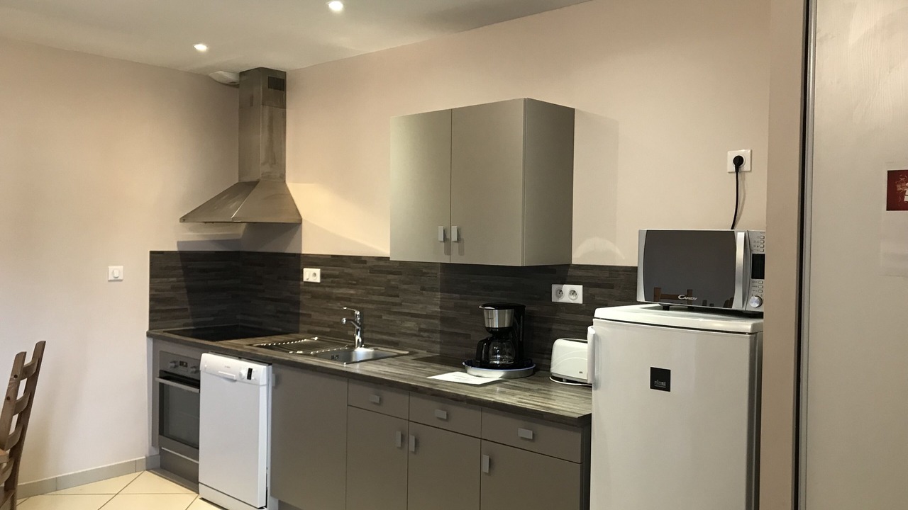 Photo of Kitchen in Saint-Quentin-en-Tourmont