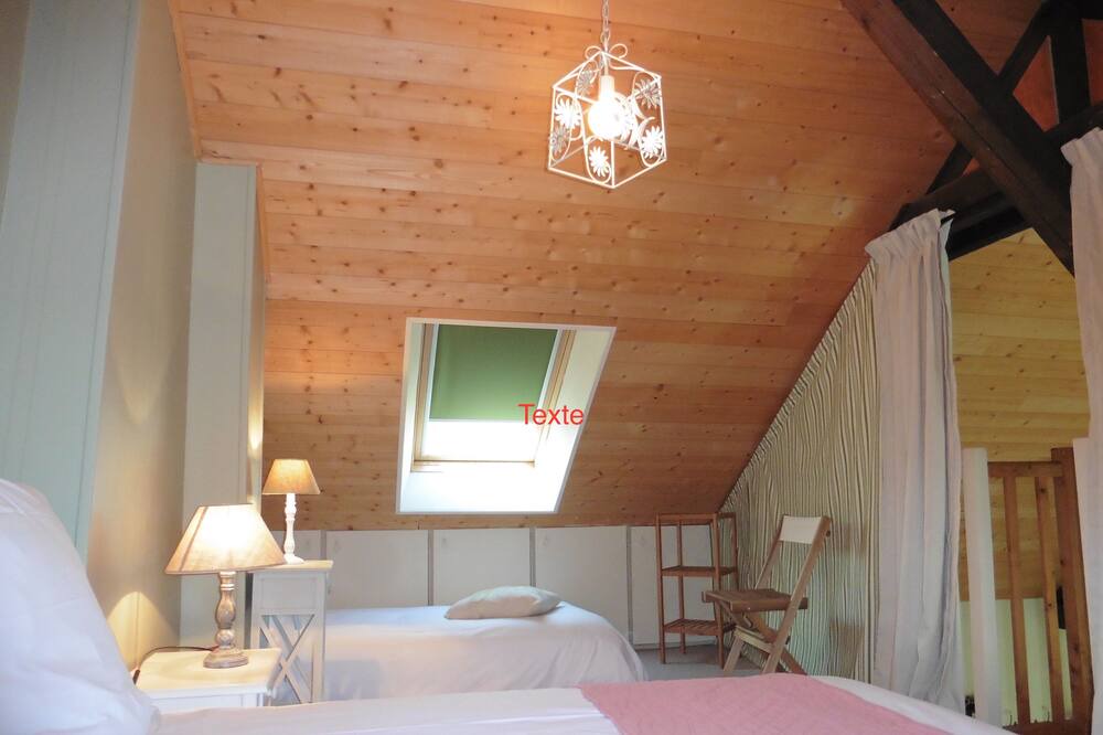 Photo of Bedroom in Chivres-Val