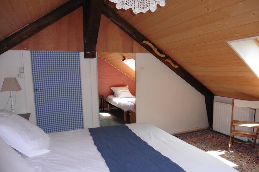 Photo of Bedroom in Chivres-Val