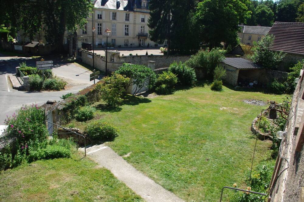 Photo of Outdoor in Dampsmesnil