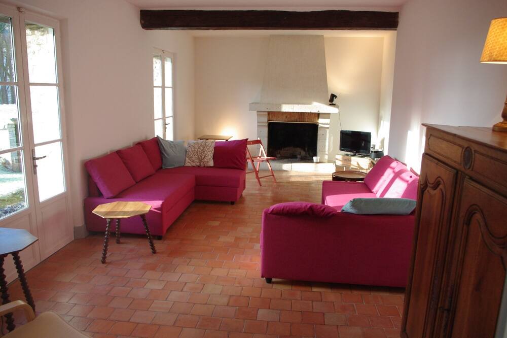 Photo of Livingroom in Dampsmesnil