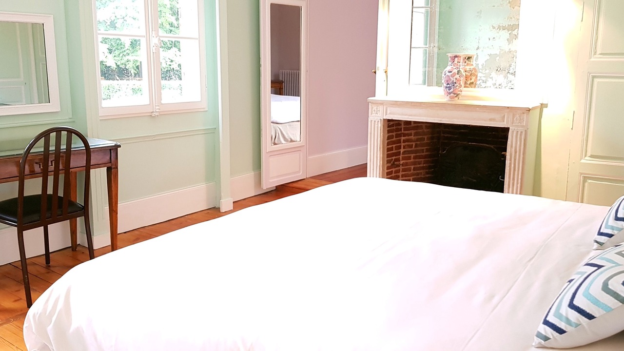 Photo of Bedroom in Les Baux-Sainte-Croix