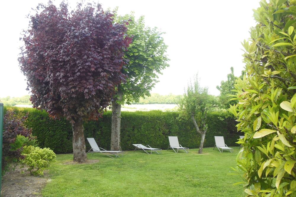 Photo of Outdoor in Vertus