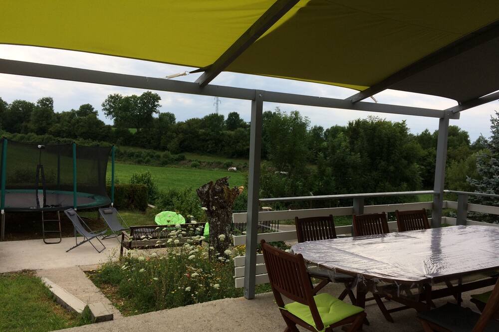 Photo of Patio Balcony in Clairvaux-les-Lacs