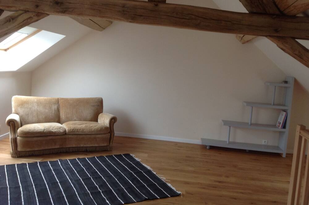 Photo of Livingroom in Nicey