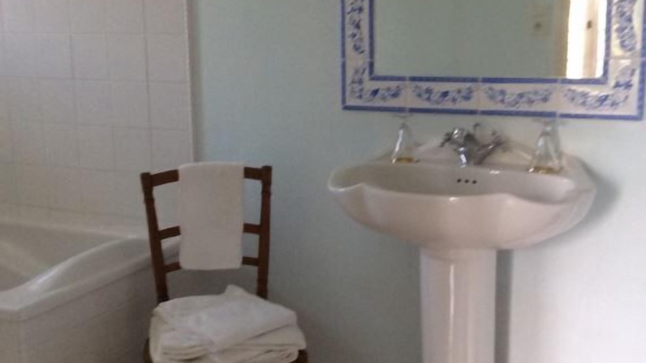 Photo of Bathroom in Vert-Toulon