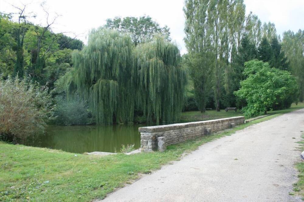 Photo of Outdoor in Villon
