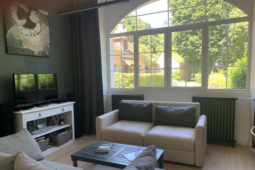 Photo of Livingroom in Orbais-l'Abbaye