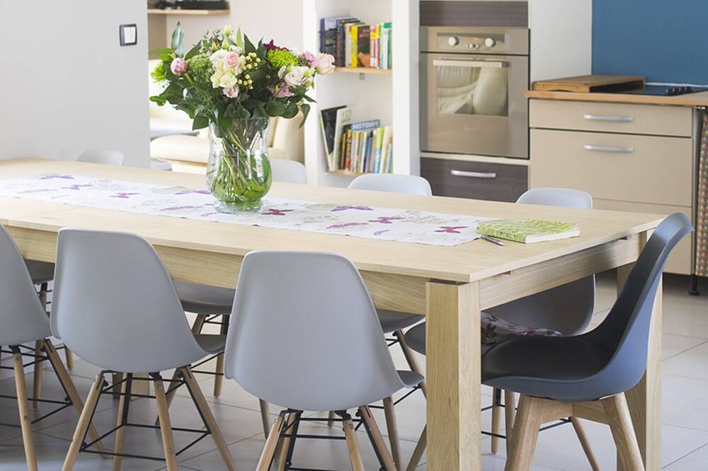 Photo of Kitchen in Saint-Cyr-en-Val