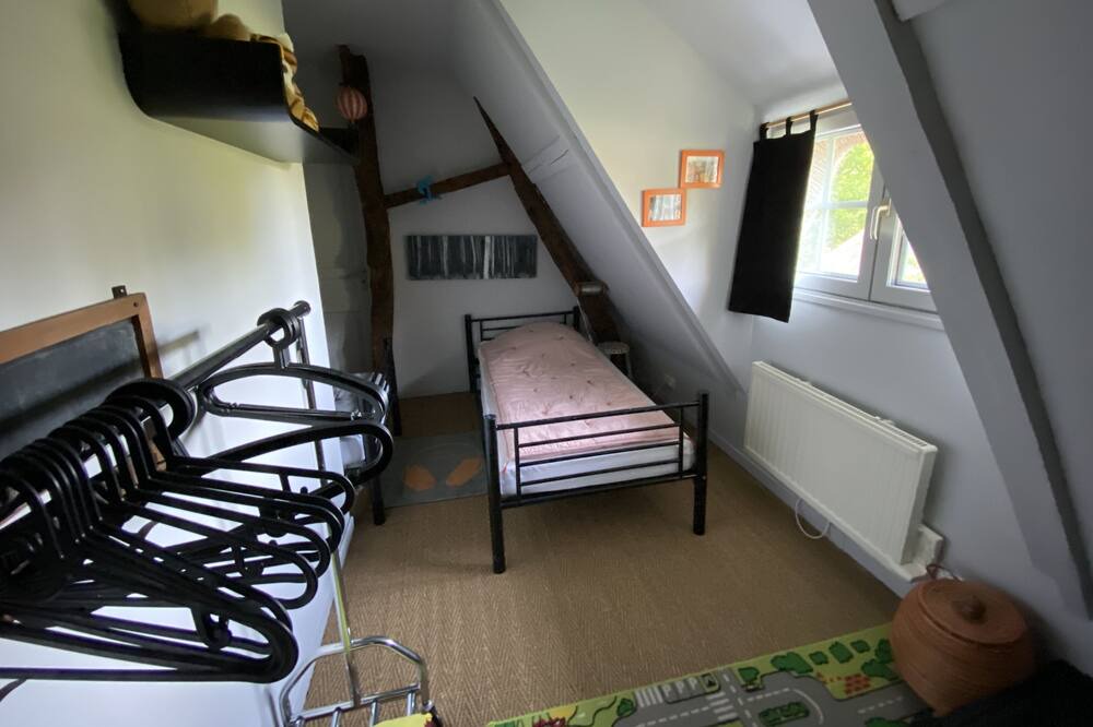 Photo of Bedroom in Ermenouville
